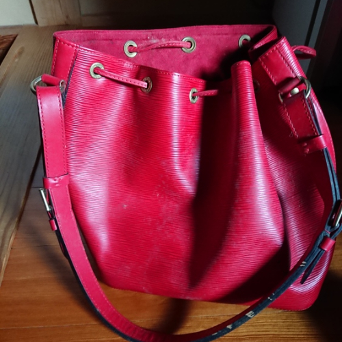 ルイヴィトンエピノエ