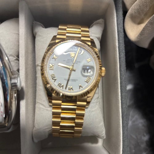 デイデイト 12823