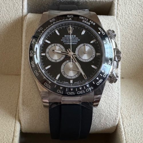 ロレックス デイトナ 126519l