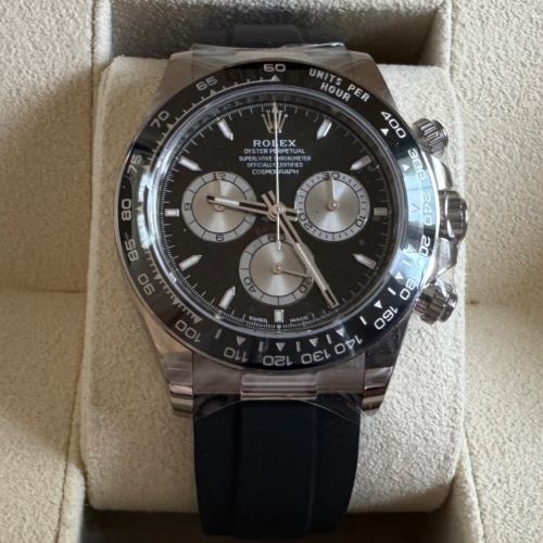 ロレックス デイトナ 126519l