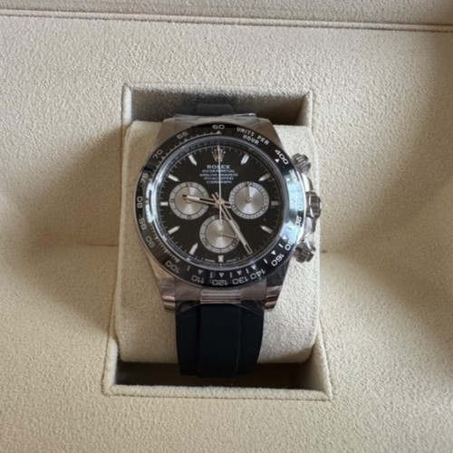 ロレックス デイトナ 126519l