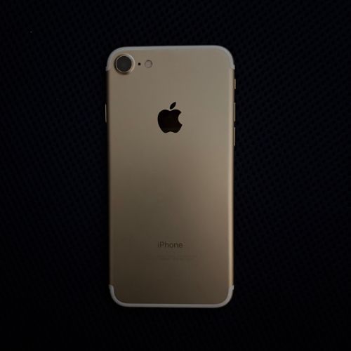 iPhone7 128GB ゴールド