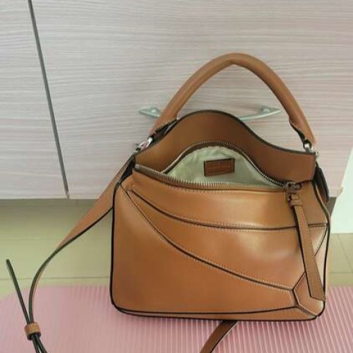 LOEWE パズルバッグ