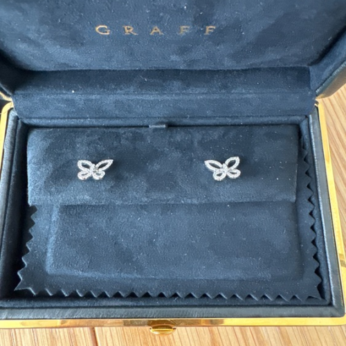 graff WG プチダイヤモンドバタフライモチーフピアス