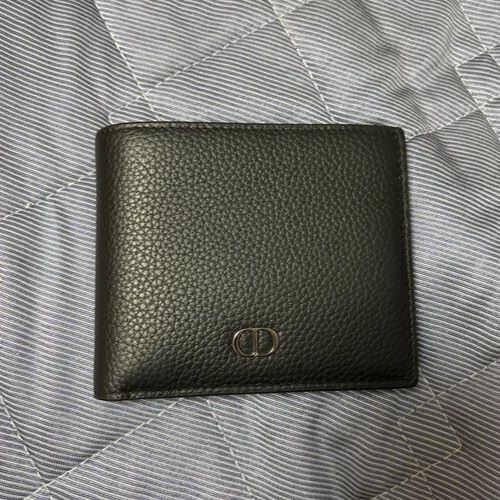 ディオール 二つ折り財布