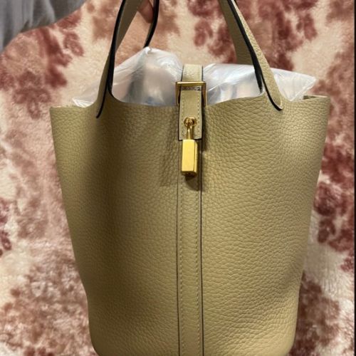 エルメス ピコタン