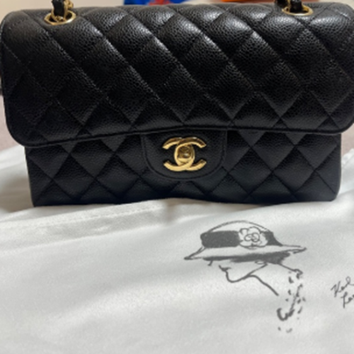 クラシック　フラップ バッグ23 A01113 C3906