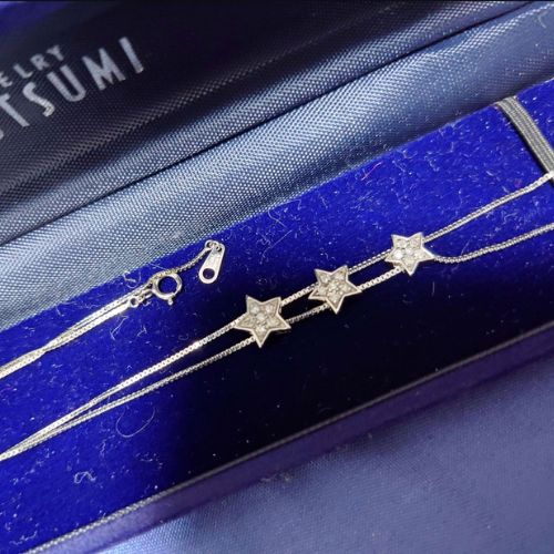 ペンダント　ダイヤ入り