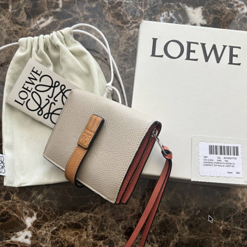 セリーヌ トライフォールドウォレット グレー／ピンク