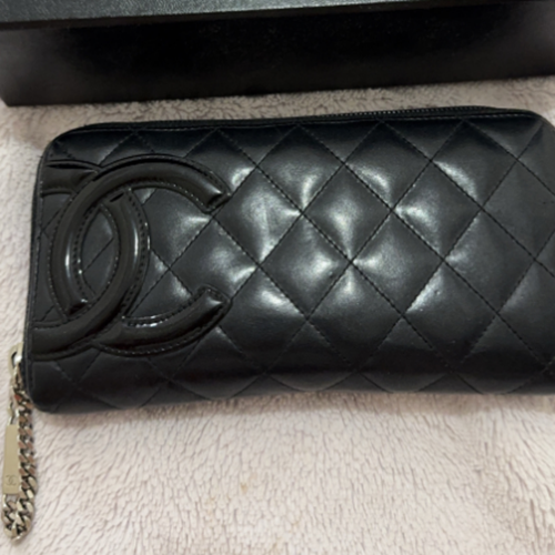 シャネル カンボンライン