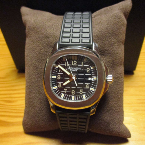 パテックフィリップ アクアノート 5064