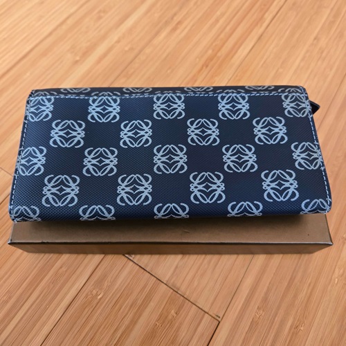 ロエベ　長財布