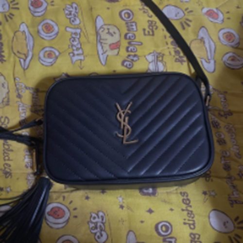 イブサンローラン