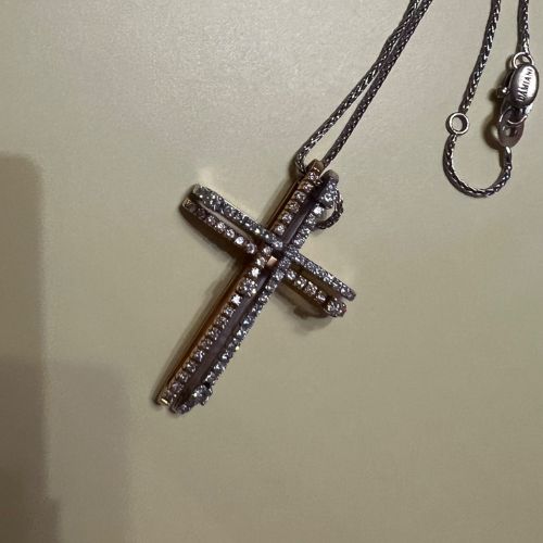 ダミアーニ十字架ネックレス