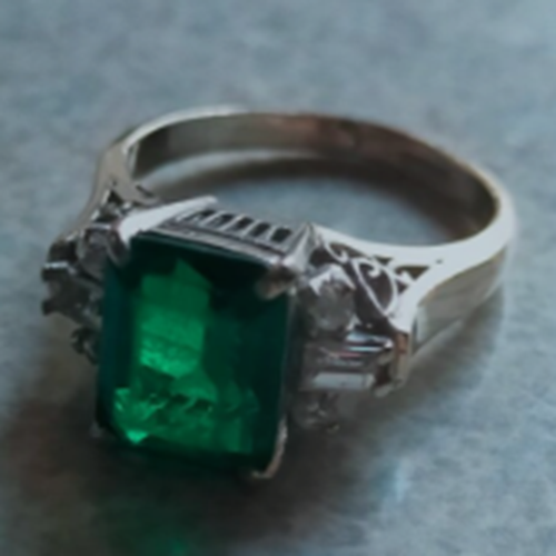 エメラルド指環