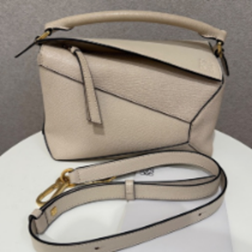 LOEWE パズル