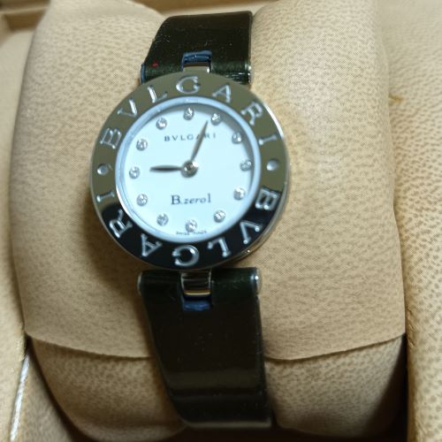 ビーゼロワン12Pダイヤモンド 時計