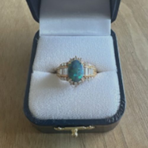 ブラックオパール