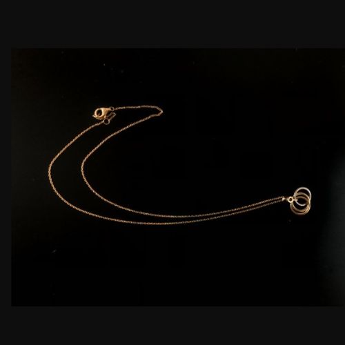 カルティエ　トリニティ　ネックレス