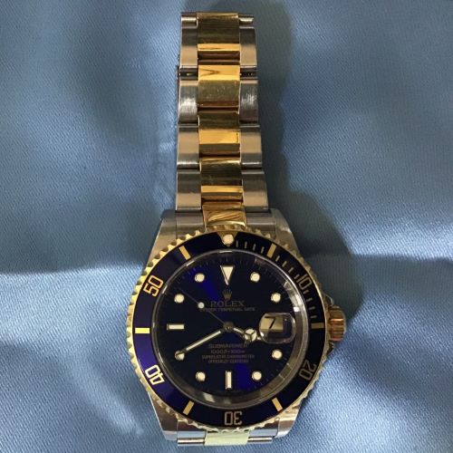 サブマリーナ　コンビニ　ブルー