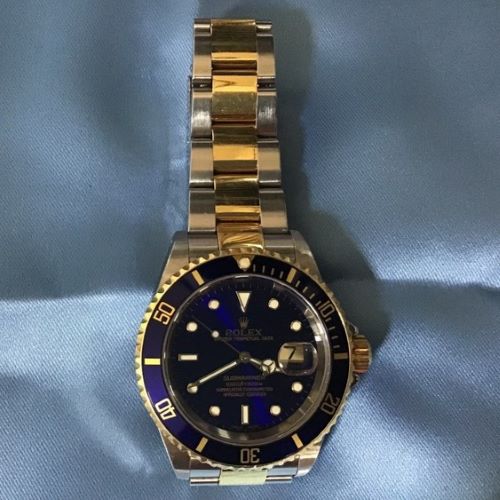 サブマリーナ　コンビニ　ブルー