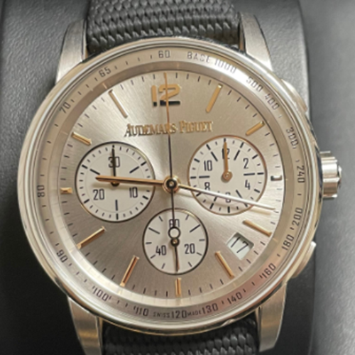 code11.59 クロノグラフ