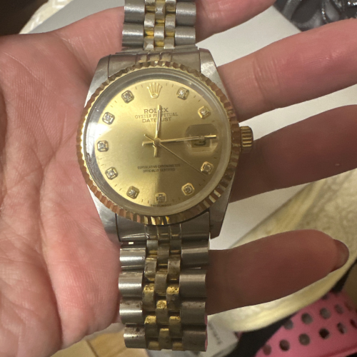 ロレックス デイトジャスト 900,000円