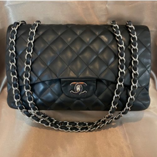 シャネル　デカマトラッセ ラムスキン チェーンショルダー