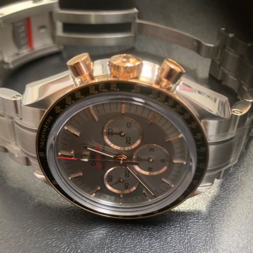 オメガ スピードマスター 東京オリンピック 2020本限定 522.20.42.