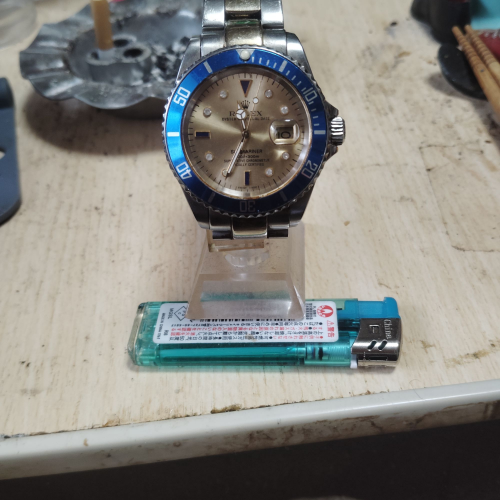 サブマリーナー 2,100,000円