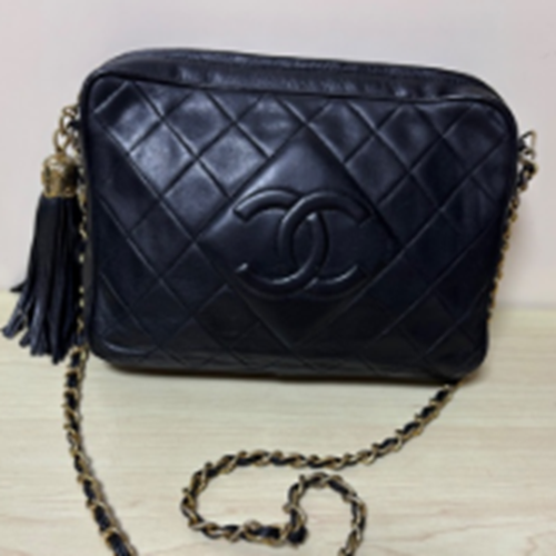 ラムスキン　フリンジチェーンショルダー