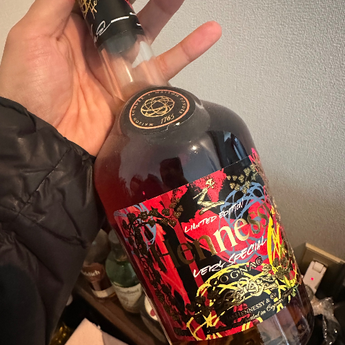 ヘネシー VS リミテッドエディション フューチュラ