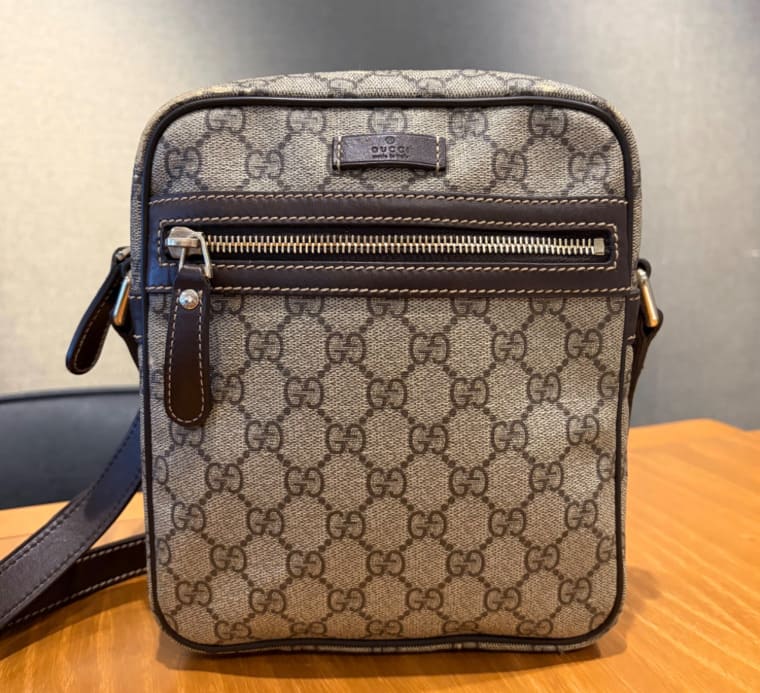 GUCCI GGスプリーム ショルダーバッグ 内側キャンバス