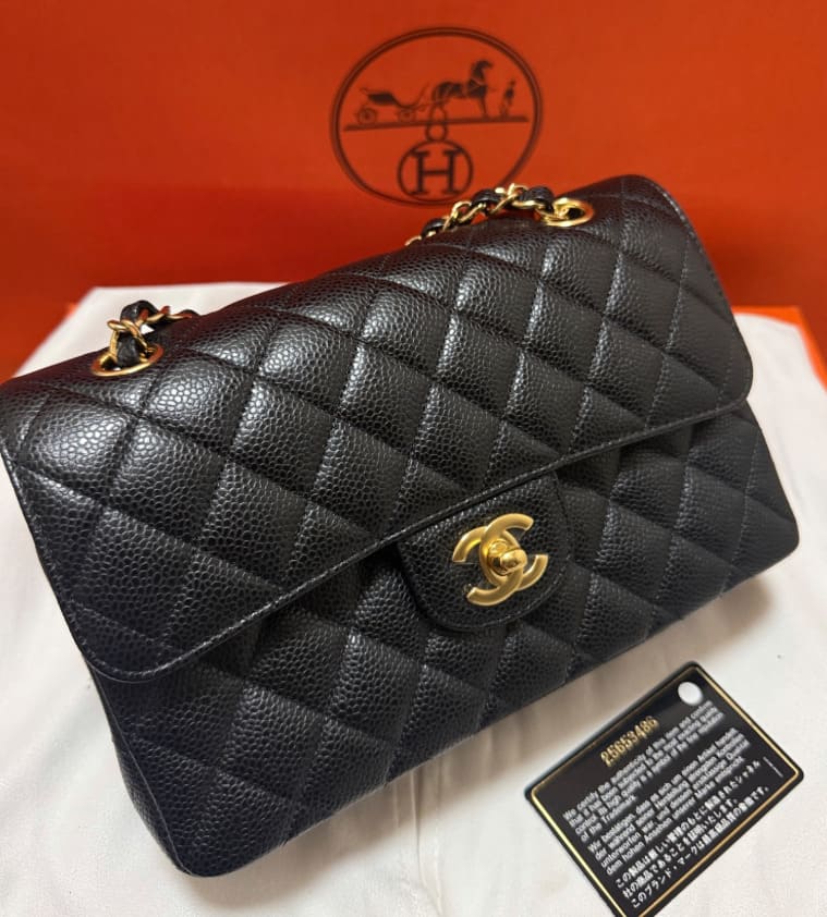 CHANEL キャビアスキン マトラッセ チェーンショルダーバッグ　スモール