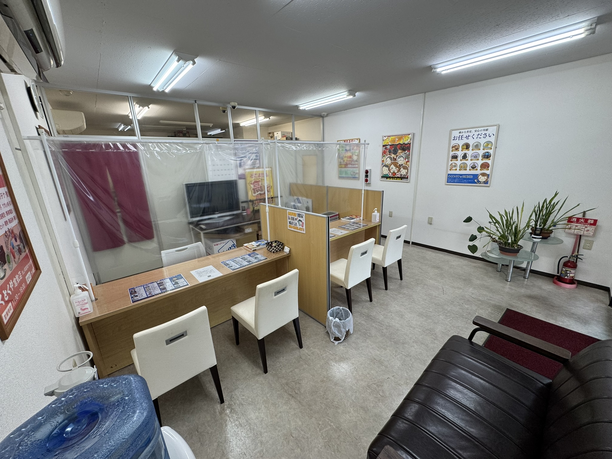 ふくとくやの店舗内観