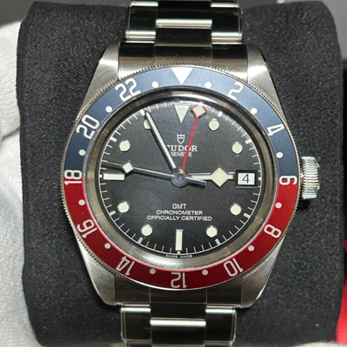 チューダーブラックベイgmt