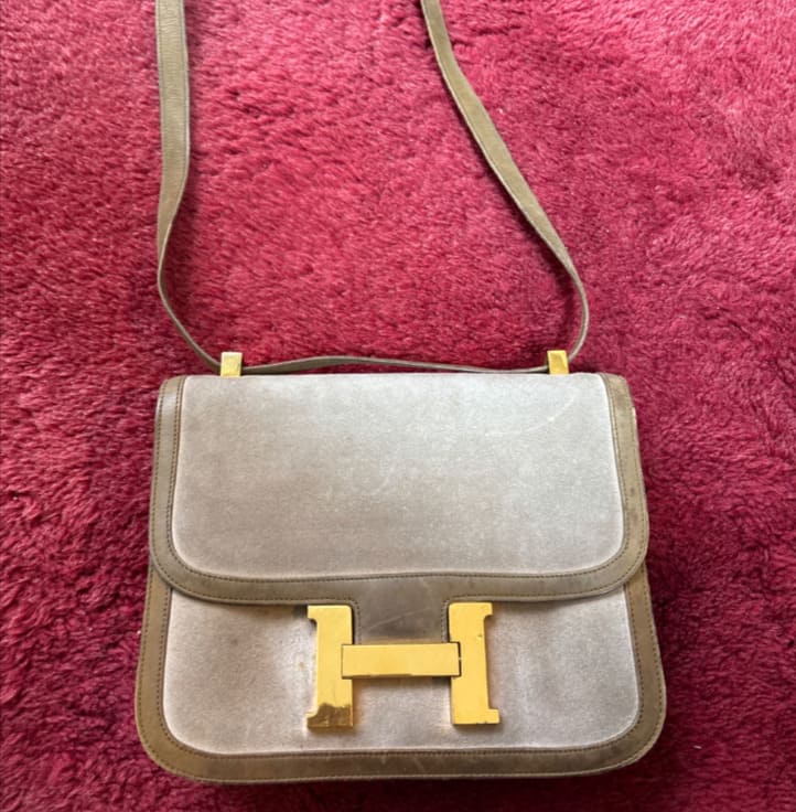 エルメス コンスタンス