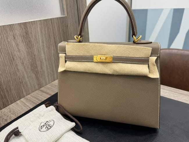 エルメス ケリー25 エプソン エトゥープ ゴールド金具 G刻印