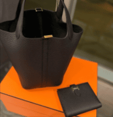 エルメス ピコタン