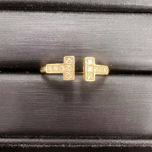 ティファニーTリング