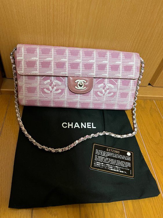 ニュートラベルライン チェーンショルダーバッグの画像