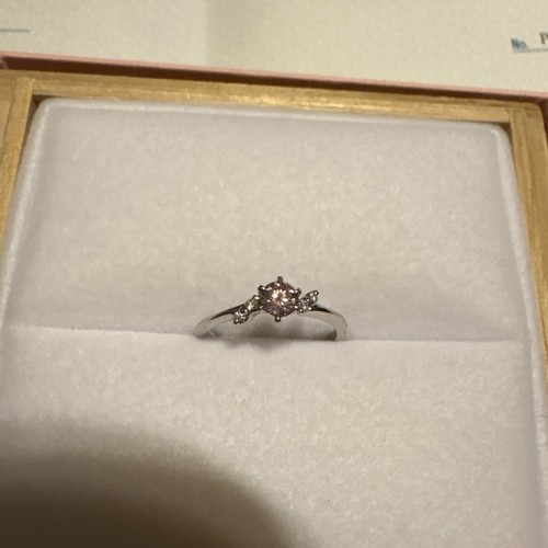 ピンクダイヤ リング