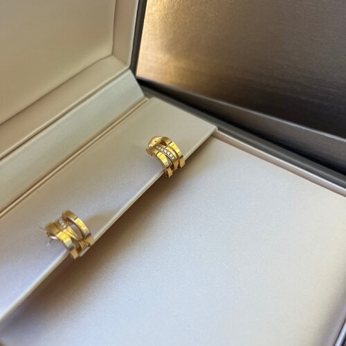 ブルガリビーゼロワンイヤリング