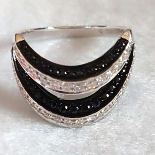 カラッチ リング