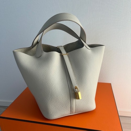 エルメス ピコタン