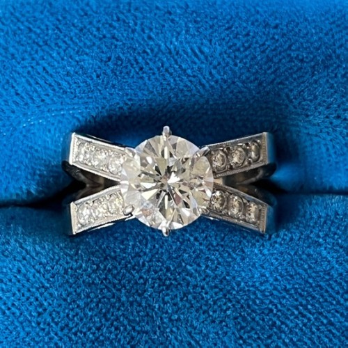 プラチナダイアモンドリング