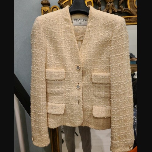 CHANEL ツイードジャケット