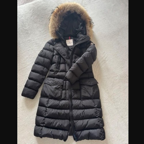 モンクレール ダウンジャケット