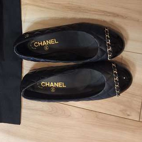 CHANEL マトラッセパンプス