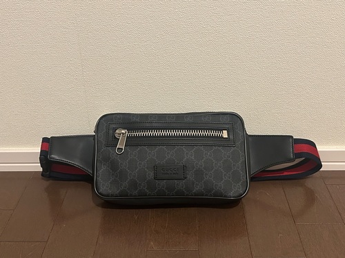 GUCCI ボディバッグ